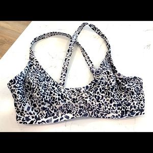 Athleta leopard print bikini top.